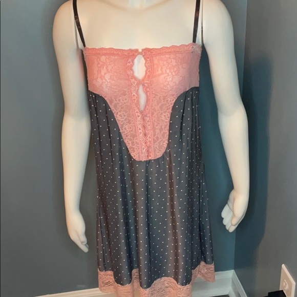 Nanette Lepore Polkadot Nightgown & Bathrobe MD - Picture 5 of 10